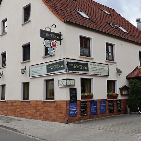 Gasthof Pension Kettler Оберасбах Екстериор снимка